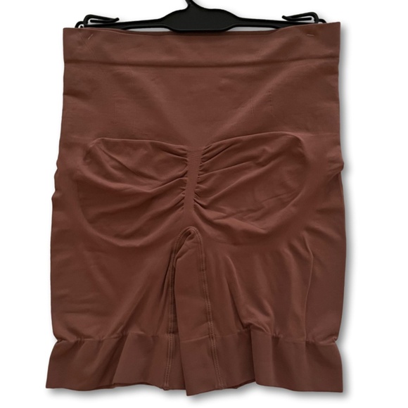 STRM LINE High-Waisted Shaping Shorts | Tummy Control Seamless Smoother - Picture 2 of 5